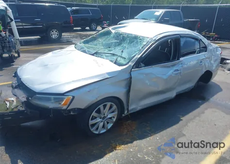 2013 Volkswagen Jetta 2.5L Se from USA, damaged, VIN 3VWDX7AJXDM455340